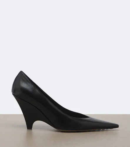 Bottega Veneta Pumps Adut aus Leder - Bottega Veneta - Modalova