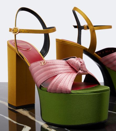 Crasher satin platform sandals - Valentino Garavani - Modalova