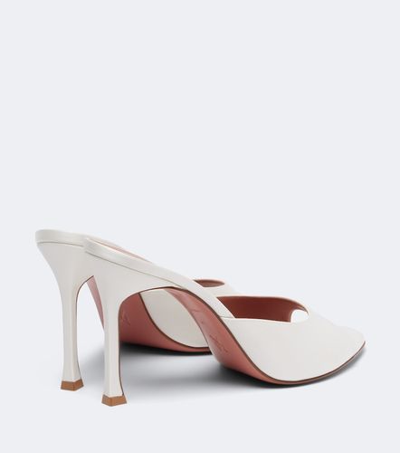 Amina Muaddi Alexa satin mules - Amina Muaddi - Modalova