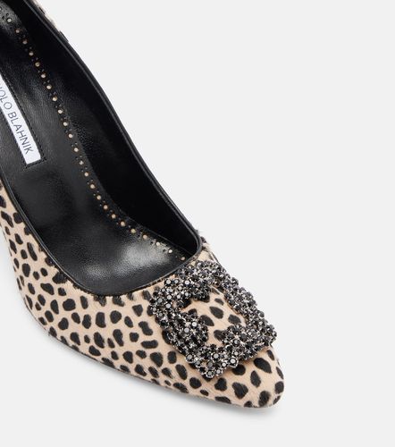Salones Hangisi 90 de pelo de becerro - Manolo Blahnik - Modalova