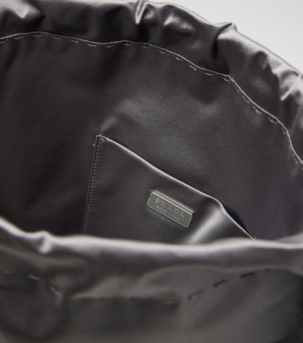 Prada Pouch Prada Wish de satén - Prada - Modalova