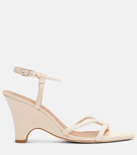 Eden rope-trimmed leather wedge sandals - Staud - Modalova