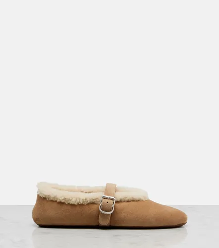 Shearling-lined suede ballet flats - Alaia - Modalova