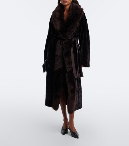 Isadora shearling wrap coat - Nour Hammour - Modalova
