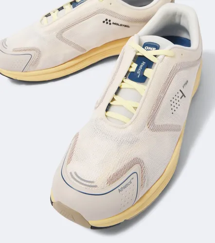 One Remastered sneakers - Athletics Footwear - Modalova