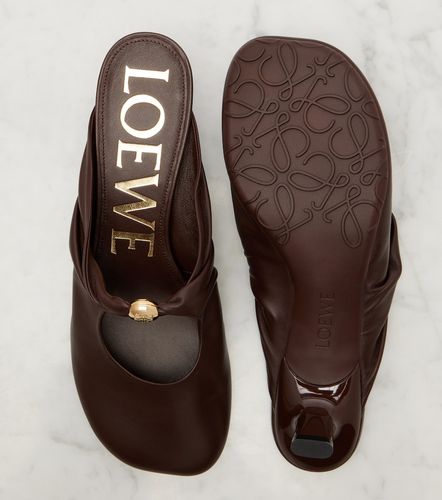 Loewe Pebble 45 leather mules - Loewe - Modalova