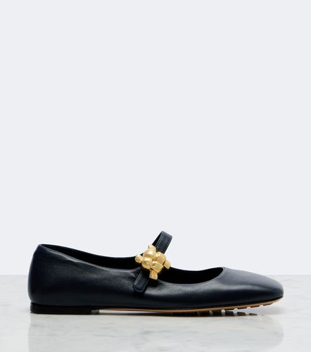 Bailarinas Mary Jane Lucy de piel adornadas - Bottega Veneta - Modalova