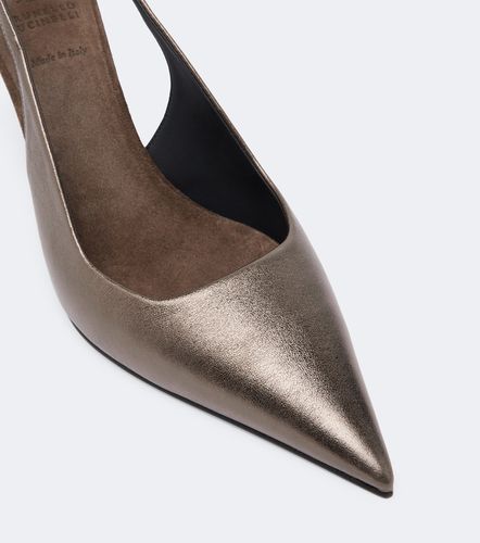 Pumps slingback in pelle metallizzata con monili - Brunello Cucinelli - Modalova
