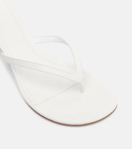 Juliette leather thong sandals - Amina Muaddi - Modalova