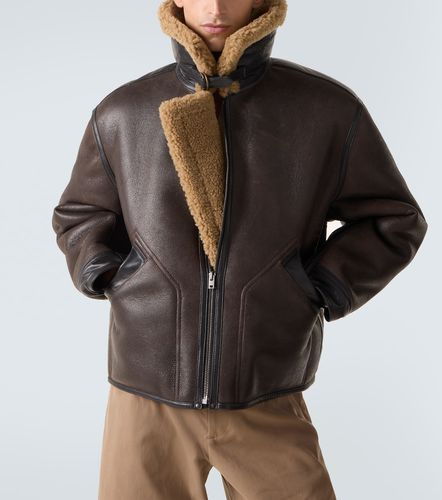 Shearling-lined leather jacket - Lemaire - Modalova