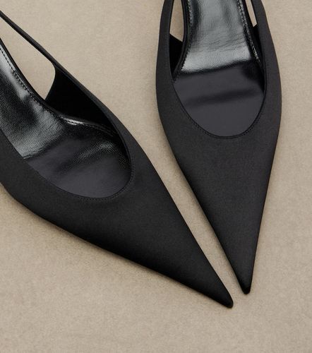 Fanny crepe satin slingback pumps - Saint Laurent - Modalova