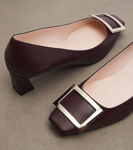 Trompette embellished leather pumps - Roger Vivier - Modalova