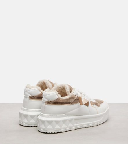 Sneakers One Stud XL in pelle e velluto - Valentino Garavani - Modalova