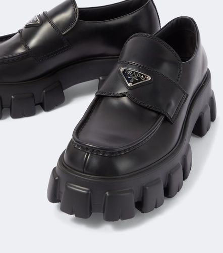 Mocasines de piel con plataforma y logo - Prada - Modalova