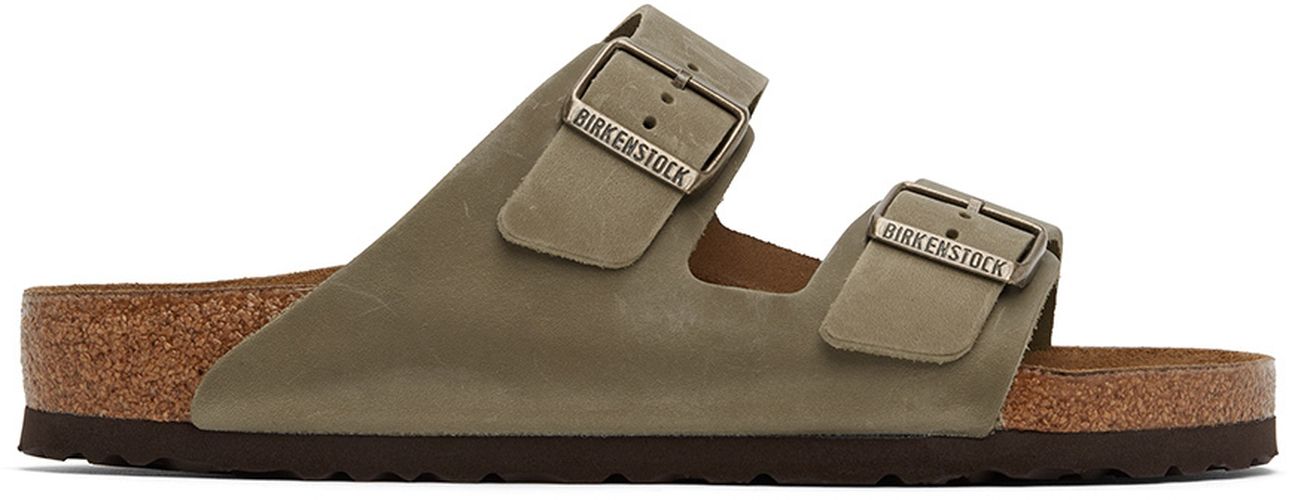 Taupe Oiled Leather Arizona Sandals - Birkenstock - Modalova