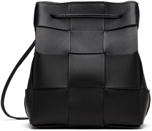 Black Small Cassette Cross-Body Bucket Bag - Bottega Veneta - Modalova