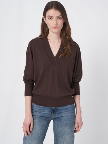 Super fine knit V-neck sweater - REPEAT cashmere - Modalova