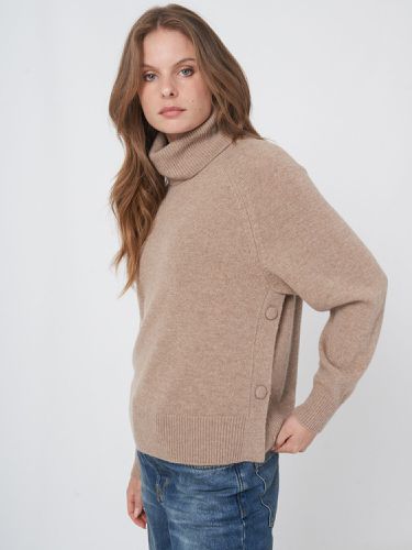 Turtleneck sweater with buttoned sides - REPEAT cashmere - Modalova