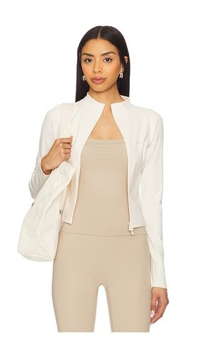The Curve Jacket in Cream. - size S (also in XL, XS) - 437 - Modalova