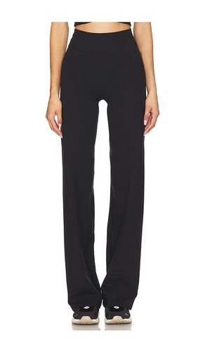 The Essentials Pant in . - size L (also in M, S, XL, XS) - 437 - Modalova