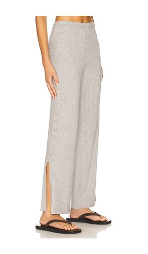Milo Wide Leg Rib Pant in Light Grey. - size L (also in M, S, XL, XS) - 525 America - Modalova