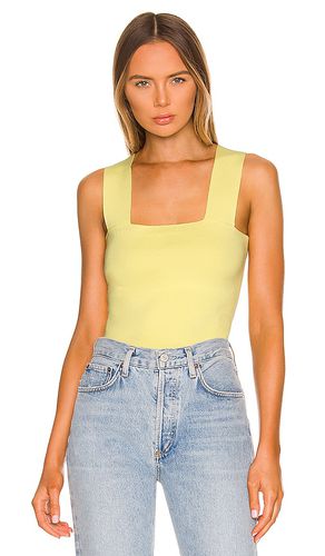 Camiseta tirantes wide strap square neck en color amarillo limon talla S en - Lemon. Talla S (también en XS, L) - 525 - Modalova