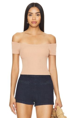 Kristin Off The Shoulder Top in Beige. - size M (also in XS) - 525 - Modalova