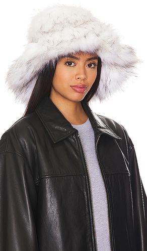 Floppy Bucket Faux Fur Hat in - 8 Other Reasons - Modalova
