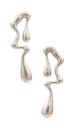 X Nat & Liv Burnished Drop Earrings in Metallic - 8 Other Reasons - Modalova