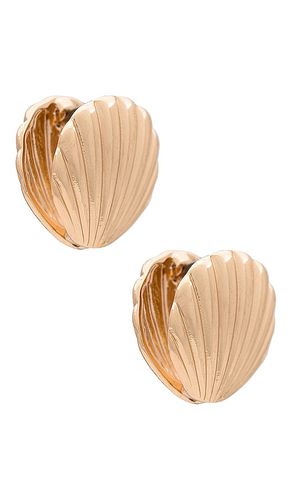 Shell Earring in Metallic - 8 Other Reasons - Modalova