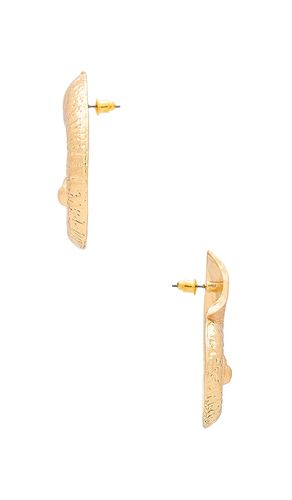 Shell Earring in Metallic - 8 Other Reasons - Modalova