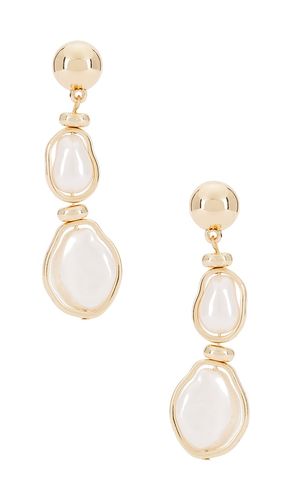 Baroque Dangle Earring in Metallic - 8 Other Reasons - Modalova