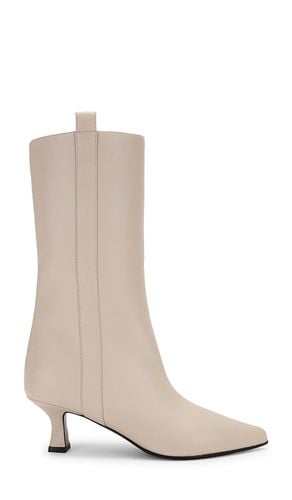 Beverly Boot in Ivory. - size 36 (also in 37, 38) - 3JUIN - Modalova