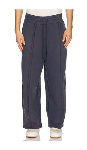 Reverse Stitch Sweatpants in Blue. - size L (also in M, S, XL/1X) - A Construct - Modalova