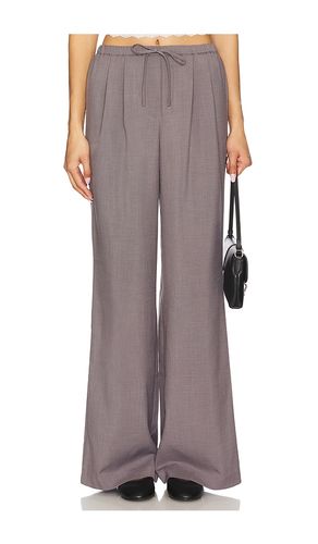 Rowen Pant in Grey. - size M (also in S, XL, XS) - ALL THE WAYS - Modalova