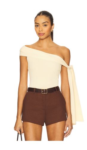 Mariah Asymmetrical Top in . Size M. Also in S - ALL THE WAYS - Modalova