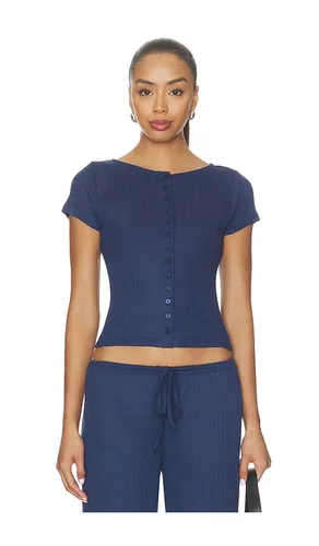 Romee Button Up Tee in . Size M. Also in L, S, XL, XS - ALL THE WAYS - Modalova