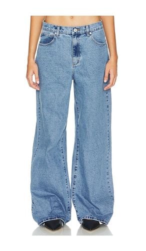 Super Baggy in Denim-Medium. - size 27 (also in 28, 31) - Abrand - Modalova