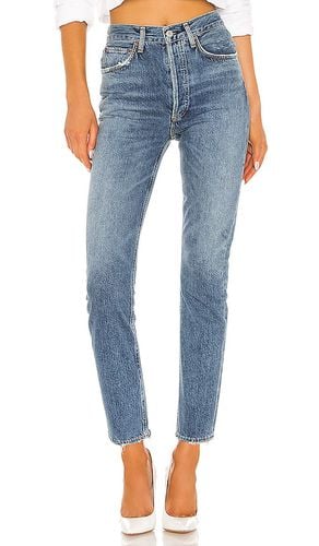 Riley High Rise Straight Crop in Denim-Medium. - size 24 (also in 26, 28, 29, 30, 31, 32, 33, 34) - AGOLDE - Modalova