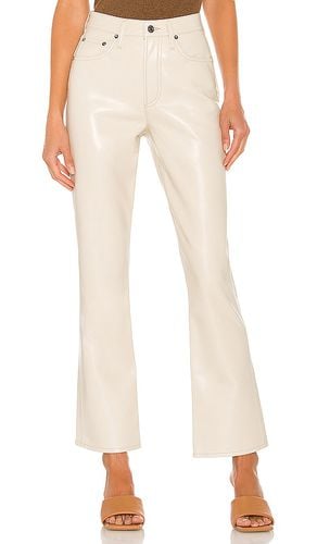 Recycled Leather Relaxed Boot Pant in White. - size 23 (also in 24, 26) - AGOLDE - Modalova