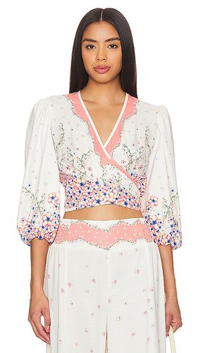 X REVOLVE Asia Cropped Blouse in Ivory. - size L (also in M, S, XL, XS, XXL) - Agua Bendita - Modalova