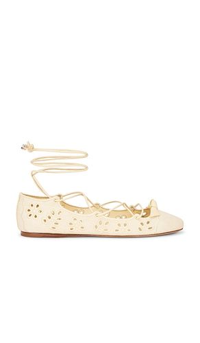 Slim Clarita Flat in Cream. - size 36 (also in 36.5, 37, 37.5, 38, 38.5, 39.5, 40) - Alexandre Birman - Modalova