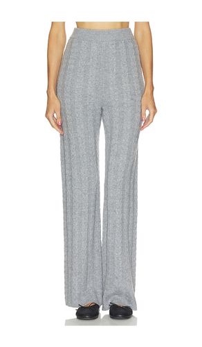 X REVOLVE Cashmere Cable Straight Leg Pant in Grey. - size XS (also in S, M, L) - AEXAE - Modalova