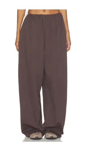 Jinnie Pant in Chocolate. - size L (also in XL) - AFRM - Modalova