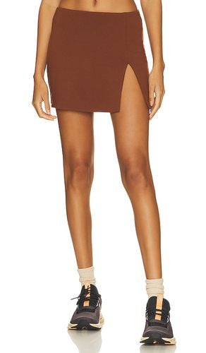 X Revolve Essentials Moly Skirt in Chocolate. - size S (also in XL) - AFRM - Modalova