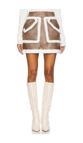Cherry Sherpa Skirt in Brown. - size 0 (also in 2, 4, 6, 8) - AKNVAS - Modalova