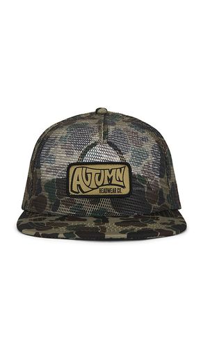 Camo Trucker Cap in - Autumn Headwear - Modalova