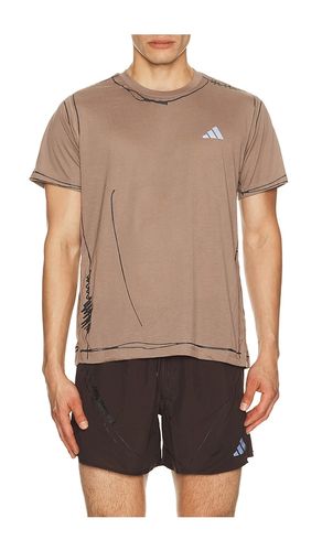 SHIRTKLEIDER in . Größe L. Also in XS - adidas by Song for the Mute - Modalova