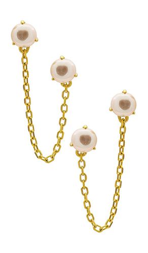 Arete de cadena con doble perla en color oro metálico talla all en - Metallic Gold. Talla all - By Adina Eden - Modalova