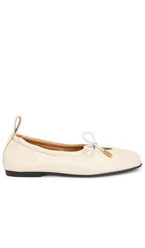 Zapato plano rosalind en color talla 35 en - Cream. Talla 35 (también en 39) - ALOHAS - Modalova